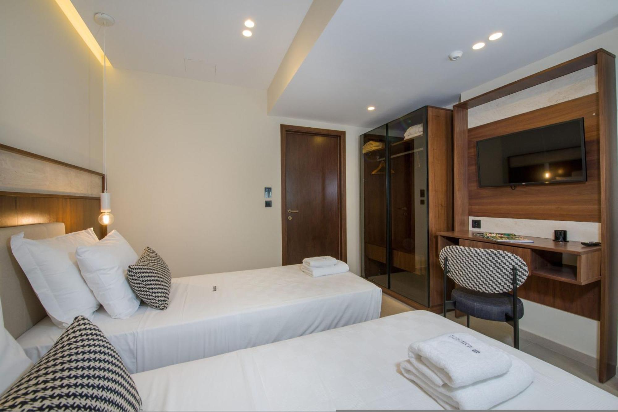אלמירידה Almi-Cove Hilltop Villas מראה חיצוני תמונה